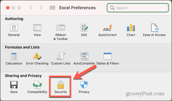 如何在 Excel 中启用或禁用宏