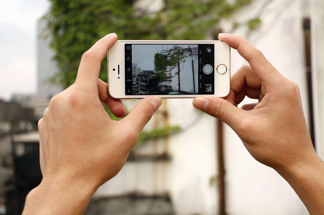 苹果手机拍照技巧教程怎么拍人物 最新iPhone保姆级拍摄技巧大分享